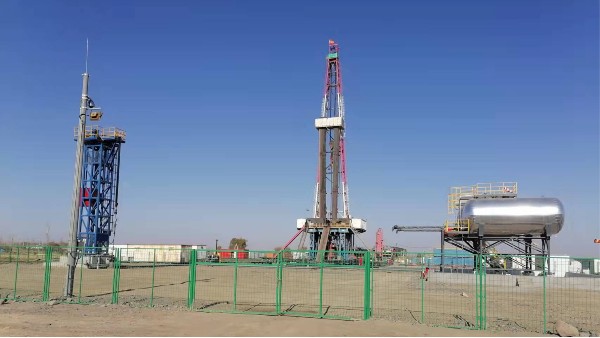 <i style='color:red'>青海油田</i>10萬噸頁巖油效益建產先導試驗區(qū)全面啟動